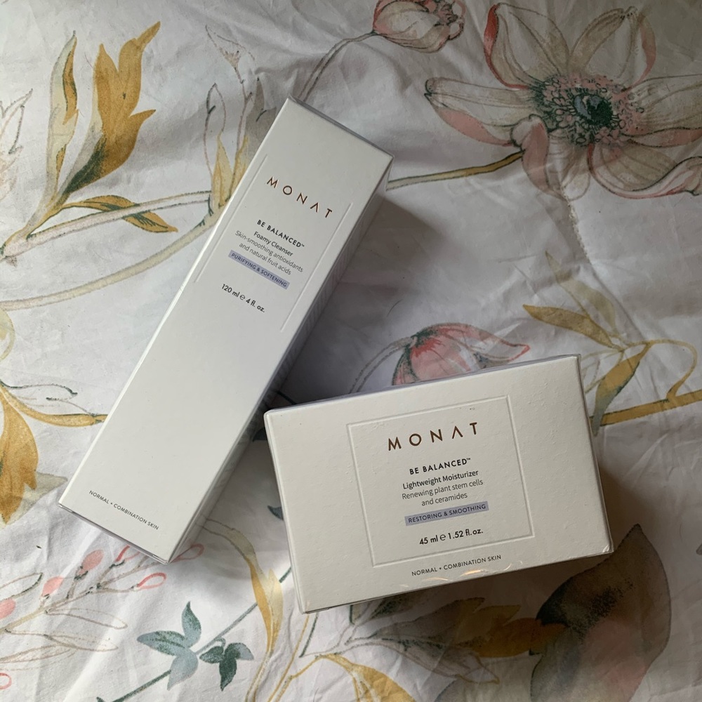 Monat Be Balanced Cleanser and Moisturizer set